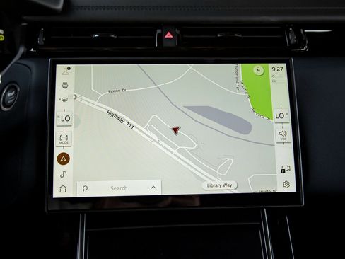 New 2026 Land Rover Range Rover Velar Dynamic SE image 18