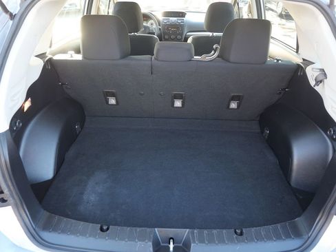 Used 2012 Subaru Impreza 2.0i image 29