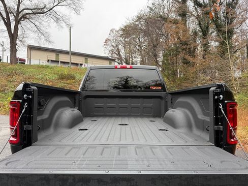 New 2025 RAM 2500 Big Horn image 10