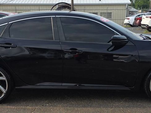 Used 2017 Honda Civic LX image 2