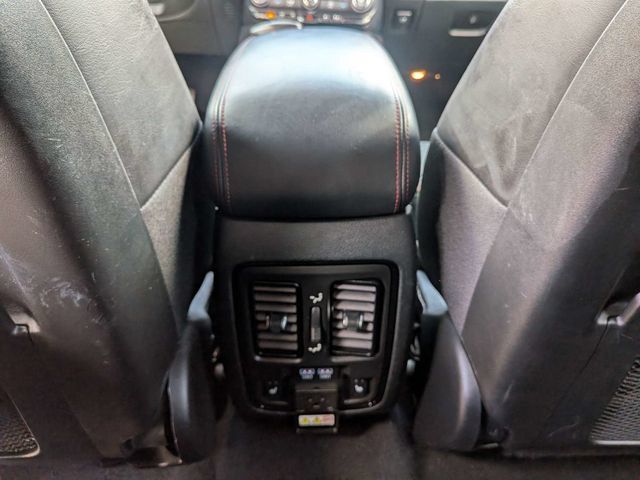 Used 2024 Dodge Durango GT AWD/4WD image 17