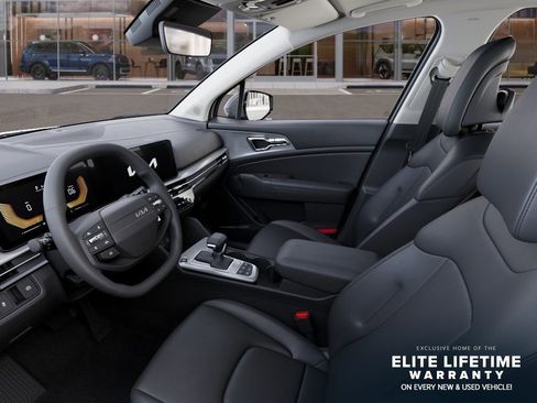 New 2026 Kia Sportage EX FWD image 18