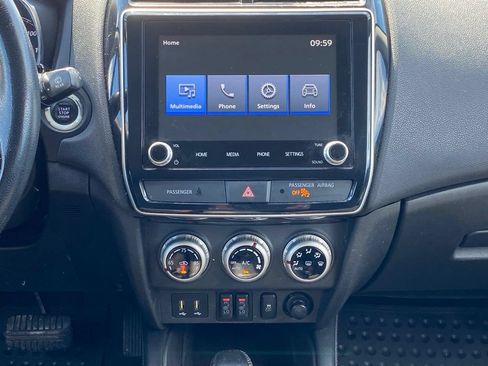 Used 2021 Mitsubishi Outlander Sport SE AWD/4WD image 21