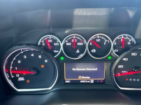 Used 2021 Chevrolet Silverado 1500 LT Trail Boss w/ Convenience Package II AWD/4WD image 14
