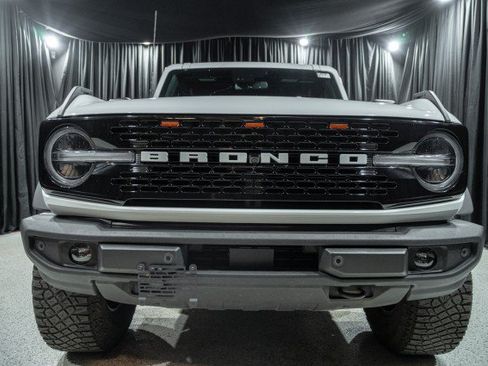 Used 2022 Ford Bronco Wildtrak AWD/4WD image 2