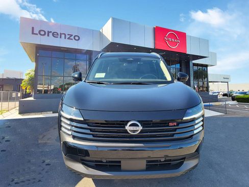 New 2026 Nissan Kicks SR image 2