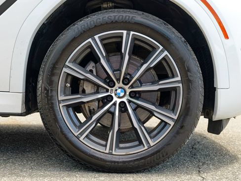 Used 2024 BMW X6 xDrive40i w/ Premium Package AWD/4WD image 12