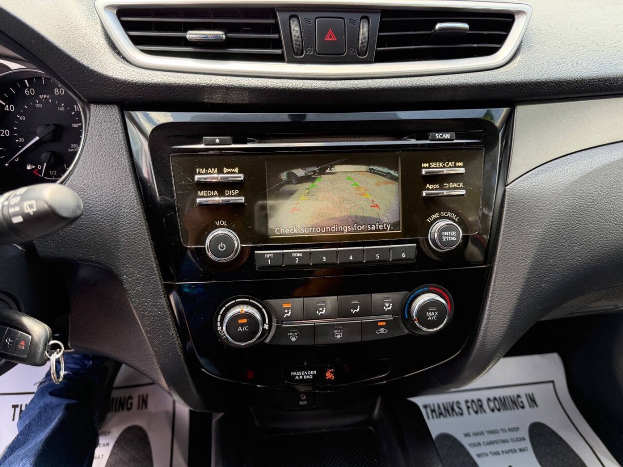 Used 2016 Nissan Rogue S w/ Appearance Package FWD image 10