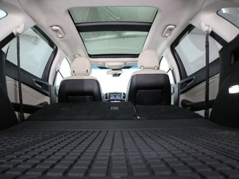 Used 2015 Ford Edge Titanium w/ Equipment Group 302A AWD/4WD image 39