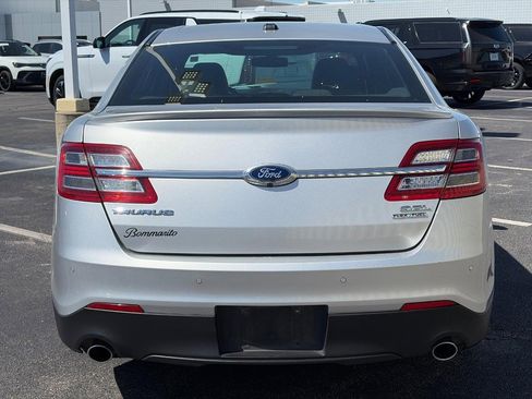 Used 2015 Ford Taurus SEL w/ Equipment Group 201A FWD image 3