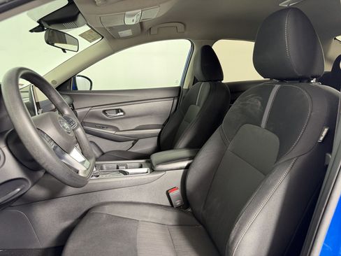 Used 2023 Nissan Sentra SV FWD image 4