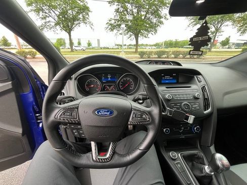 Used 2015 Ford Focus ST FWD image 11