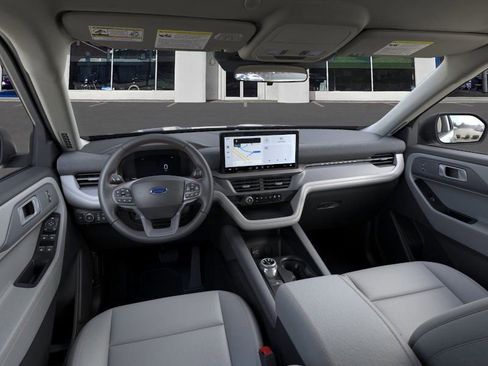 New 2026 Ford Explorer Active w/ Active Comfort Package image 10
