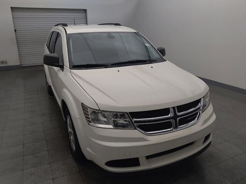 Used 2018 Dodge Journey SE FWD image 14