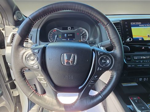 Used 2023 Honda Ridgeline Black Edition image 11