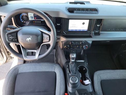 Used 2023 Ford Bronco 2-Door w/ Sasquatch Package AWD/4WD image 22