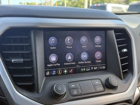 Used 2023 GMC Acadia SLE w/ Driver Convenience Package image 25