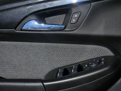 Used 2025 Chevrolet TrailBlazer LT image 24