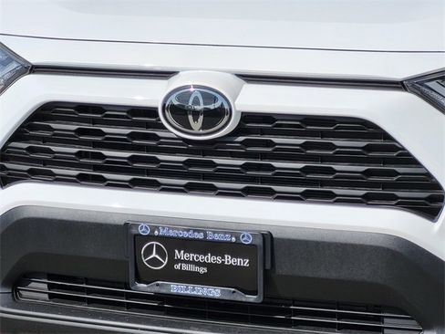 Used 2025 Toyota RAV4 XLE image 36