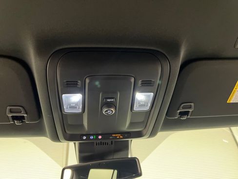 Used 2025 Chevrolet Tahoe Z71 image 65