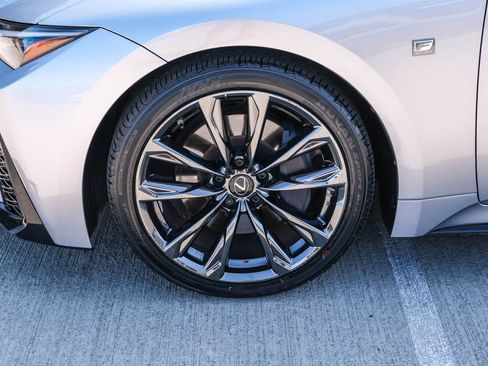 Used 2021 Lexus IS 350 F Sport w/ Accessory Package RWD image 10