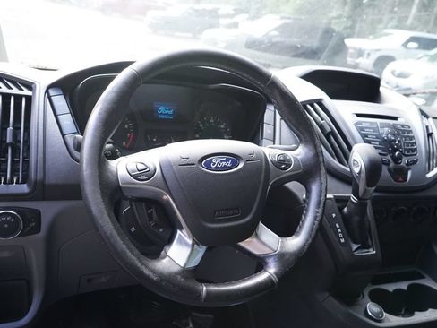 Used 2017 Ford Transit 350 XLT RWD image 10