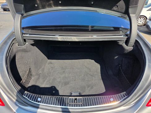 Used 2014 Mercedes-Benz S 550 Sedan w/ Premium 1 Package image 21