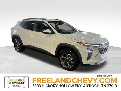 New 2025 Chevrolet Trax LT w/ LT Convenience Package