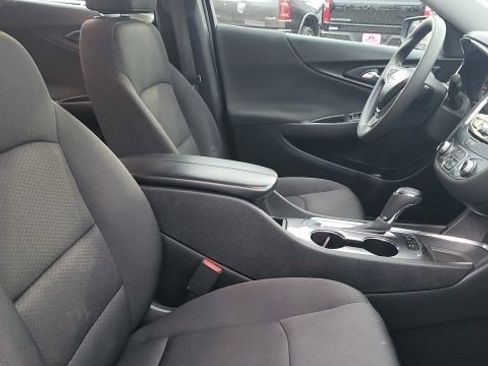 Used 2020 Chevrolet Malibu LT image 16