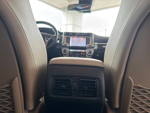 Used 2023 Toyota 4Runner Limited AWD/4WD image 40