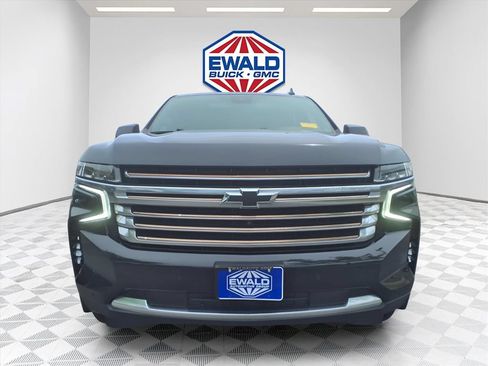 Used 2023 Chevrolet Tahoe High Country w/ Premium Package 2 AWD/4WD image 7