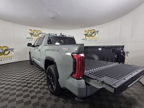 Used 2024 Toyota Tundra Platinum w/ TRD Off-Road Package AWD/4WD image 33