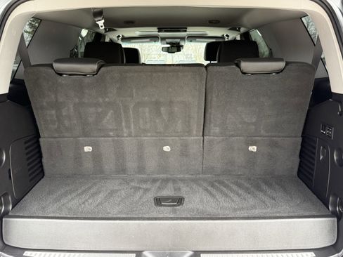 Used 2018 GMC Yukon SLT w/ Premium Edition image 31