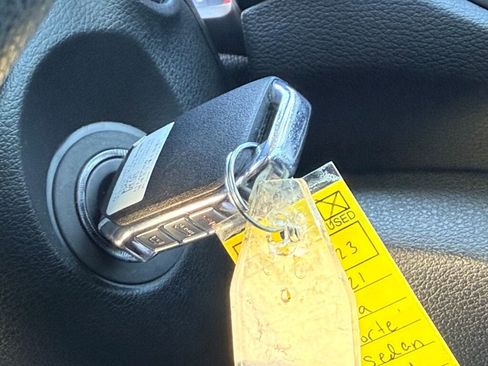 Used 2021 Kia Forte LXS image 7