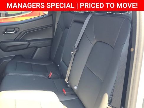 New 2025 Chevrolet Colorado LT w/ LT Convenience Package image 32