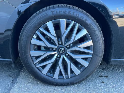 Used 2025 Nissan Altima 2.5 SV image 29