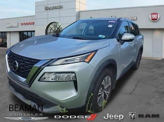 Used 2021 Nissan Rogue SV FWD video 1