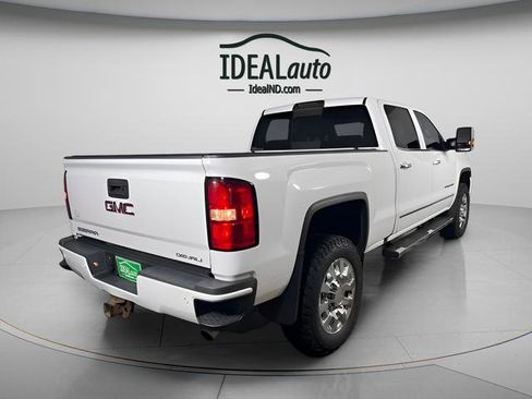 Used 2017 GMC Sierra 2500 Denali image 5