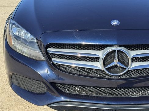 Used 2015 Mercedes-Benz C 300 Sedan image 8