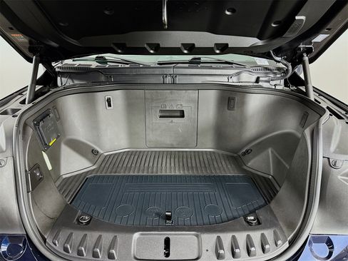 Used 2024 Ford F150 Lightning Lariat image 32