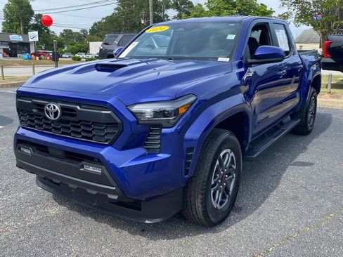 Used 2024 Toyota Tacoma TRD Sport RWD image 2