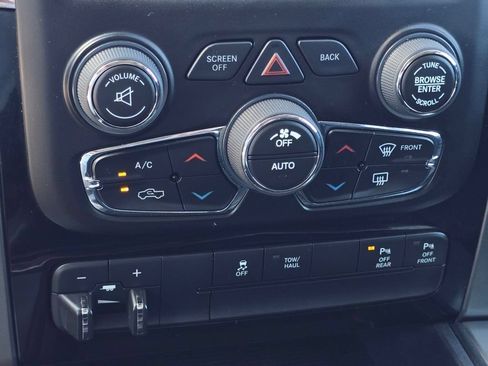 Used 2015 RAM 1500 Sport w/ Sport Premium Group AWD/4WD image 34