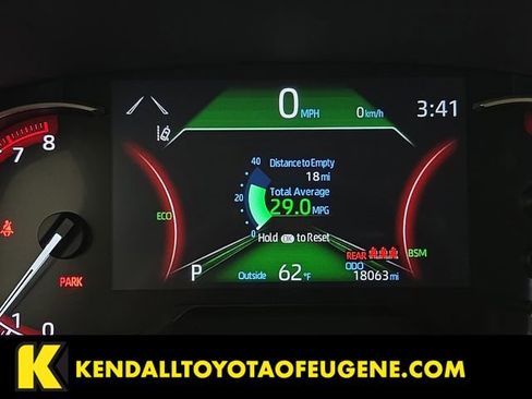 Used 2025 Toyota RAV4 XLE AWD/4WD image 12