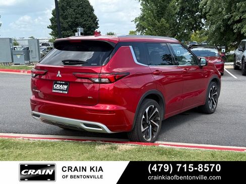 Used 2023 Mitsubishi Outlander SEL AWD/4WD image 7
