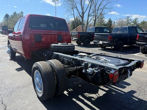 New 2026 RAM 3500 Tradesman w/ Chrome Appearance Group A AWD/4WD image 5