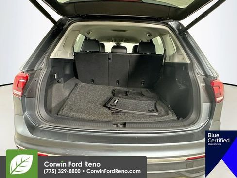 Used 2022 Volkswagen Tiguan SE image 28