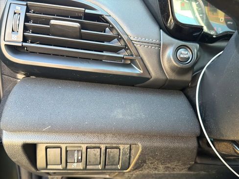 Used 2023 Subaru Outback Premium AWD/4WD image 15