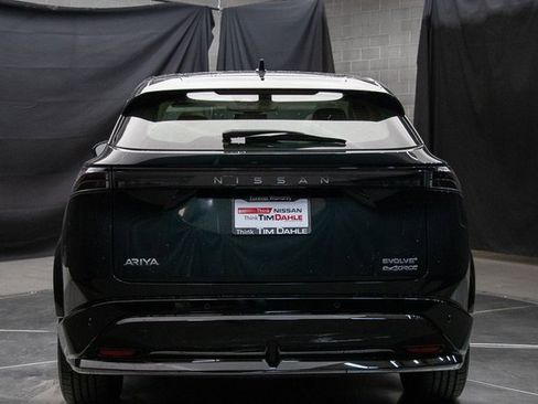 Used 2023 Nissan Ariya EVOLVE+ e-4ORCE image 11