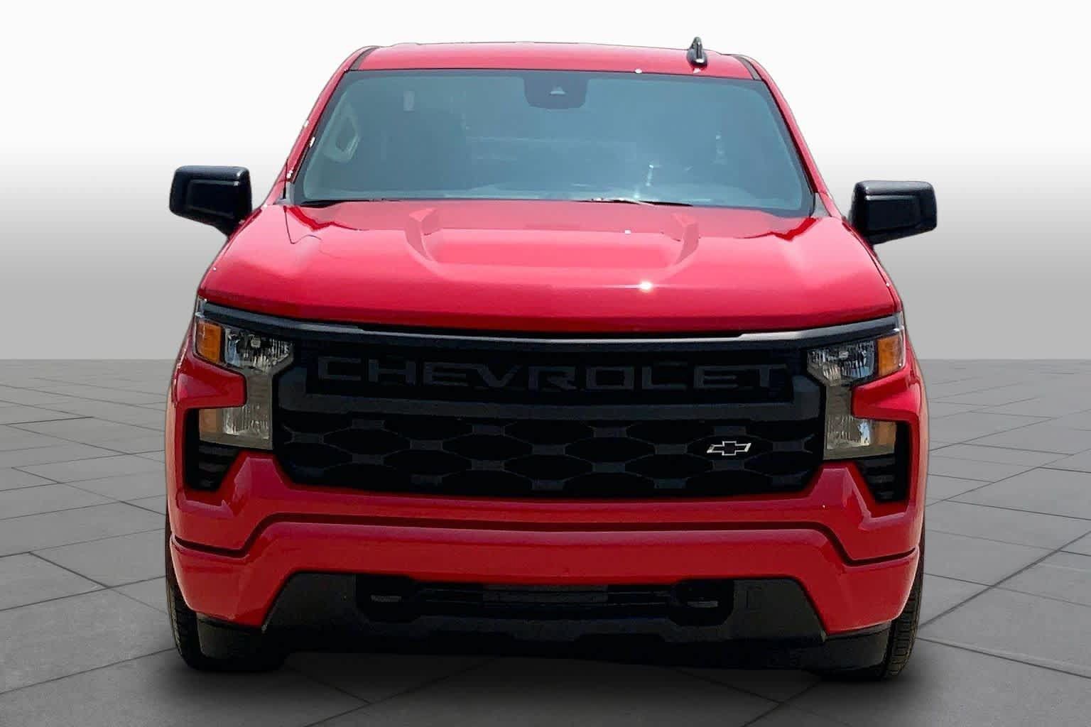 Used 2026 Chevrolet Silverado 1500 Custom RWD image 4
