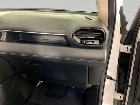 Used 2025 Honda Pilot Elite image 24